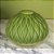 VASO DECORATIVO REDONDO EM VIDRO VERDE 11,3CM - Imagem 3