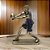 ESCULTURA JOGADOR DE VOLEI EM RESINA AZUL MARINHO/DOUR 23CM - Imagem 2