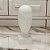 ESCULTURA FACE DECORATIVA EM RESINA NA COR AREIA 20,5CM - Imagem 2