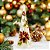 ARVORE CONE DECORATIVA MADREPEROLA COM FLORES POINSETIA 41CM - Imagem 2