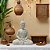 ESCULTURA BUDA FLORES DECORATIVO EM PO DE MARMORE 26,5CM - Imagem 4
