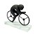 ESCULTURA METAL PRETO BASE MADEIRA CICLISTA 21X25 CM LUCATTI - Imagem 1