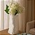 VASO EM CERAMICA BRANCO DECORATIVO M 35X15CM - Imagem 2