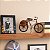 MINIATURA BICICLETA EM EM METAL VERMELHA COM MALA 16X31X9CM - Imagem 3