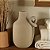 VASO GARRAFA CERAMICA MARROM RUSTICO LACO VOLUTA II 26,5CM - Imagem 2