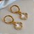 Brinco de Argola Mini Trevo Cristal Banhado a Ouro 18k - Imagem 3