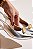 PAULA - SCARPIN SLINGBACK FEMININA BICO FINO SALTO KITTEN HEELS PRATA COM DOURADO - Imagem 3