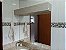 Banheiro Planejado Sob Medida em MDF Branco TX e MDF Santana. - Imagem 4