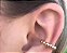 Brinco Piercing Fake Bolinhas Banhado a Ouro 18K Par - Imagem 1