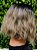 Peruca curta repartição fixa corte long bob levemente ondulada ombre hair pontas desfiadas - Imagem 2