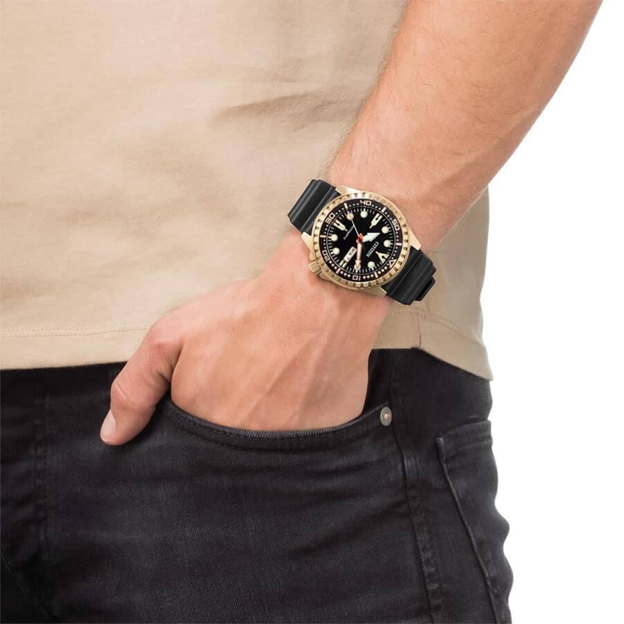 Relógio Citizen Masculino Automático TZ31123U NH8383-17E