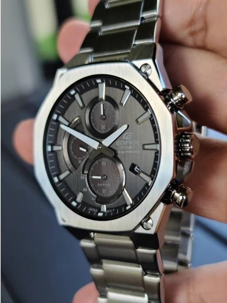 EFS-S570YD-1AJF EDIFICE シルバー EFS-S570D-1A | CASIO