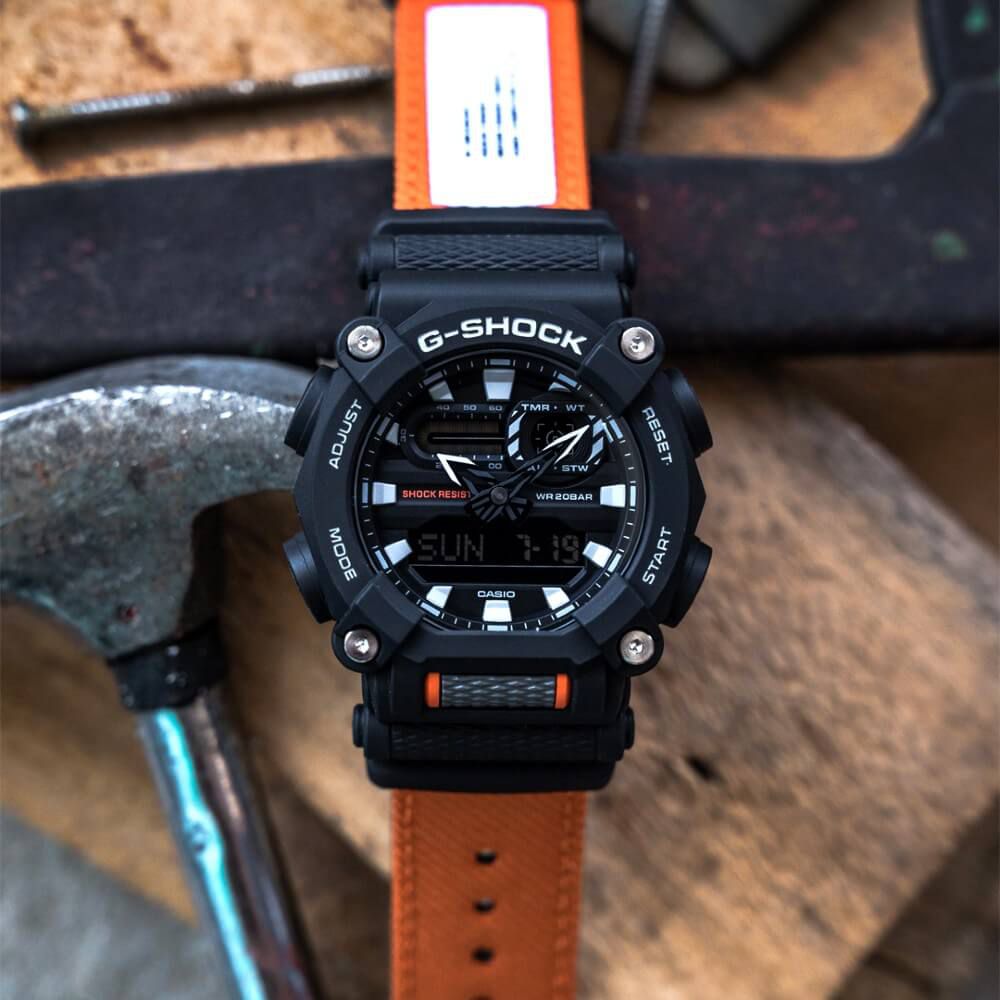 Relógio CASIO G-Shock GA-900C-1A4DR *Heavy Dut - Decagonal