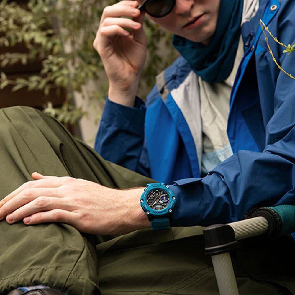 Relógio Casio G-SHOCK GA-2200-2ADR *Carbon Core Guard - Relógios