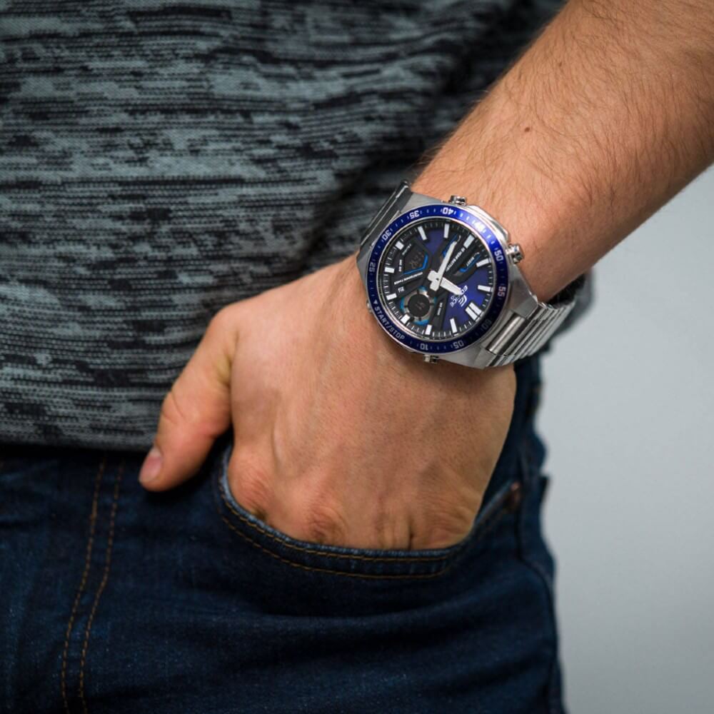 CASIO　EDIFICE　腕時計　EFV-510L-2AVUDFDI Relógio Casio Edifice EFV-610EL-5AUDF Dourado Cronógrafo Couro