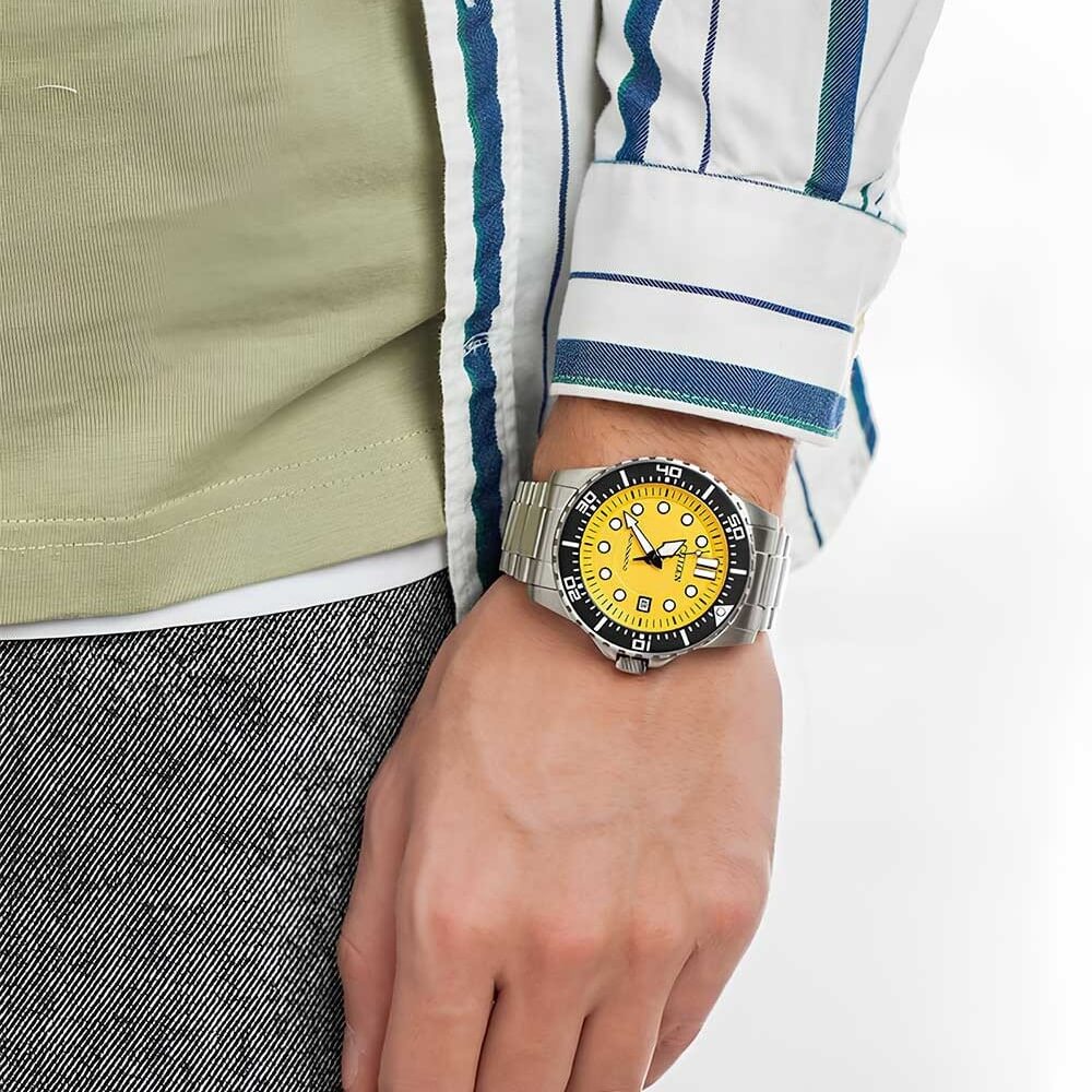Relógio Citizen Unique Urban Yellow Automático masculino NJ0170