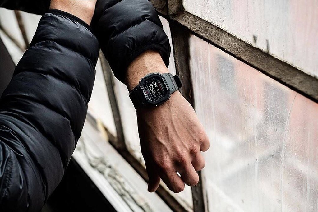 relogio g shock dw 5600bb
