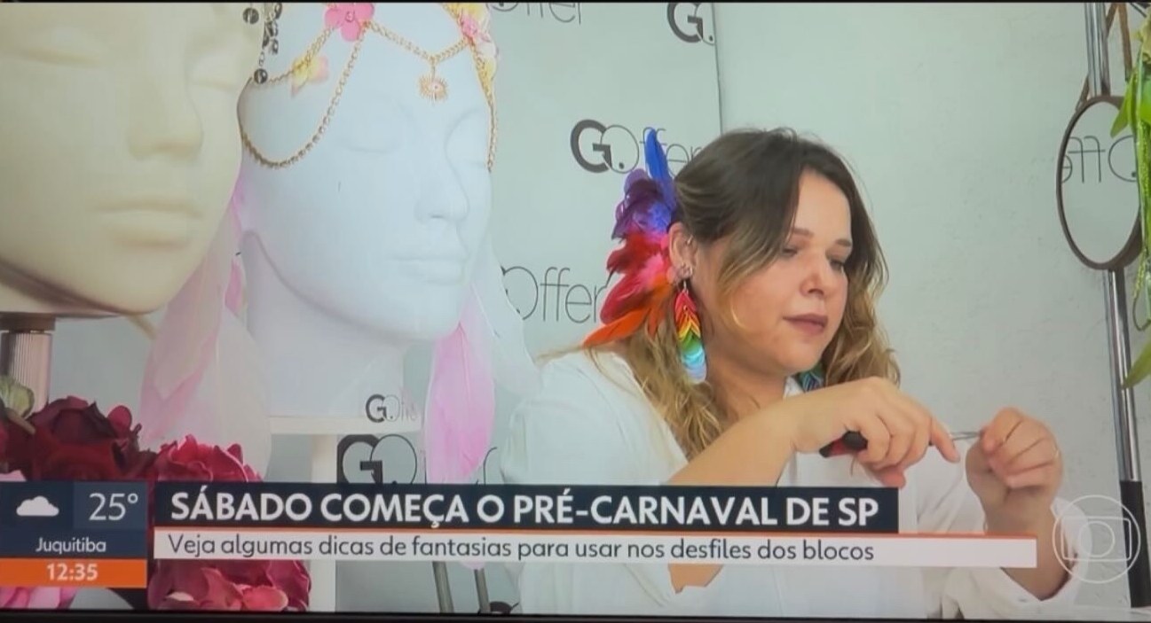 Giovanna Offer no ateliê da G. Offer durante matéria do SPTV, da TV Globo
