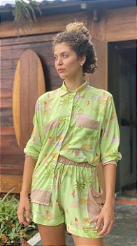 Conjunto Beach Neon