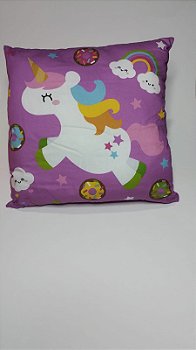 Almofada infantil unicórnio roxo