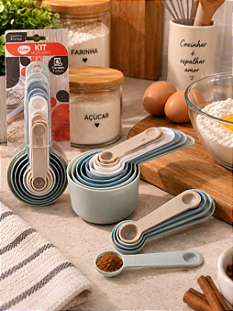 KIT COM 8 COLHERES MEDIDORAS DE PLÁSTICO 18X8CM - CLINK