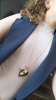 Colar Longo Corrente fina Com Pingente Coraçao Duo - Semijoia Banhada Ouro 18 K