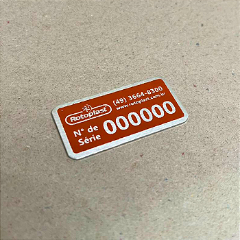 300 Plaquinhas Patrimoniais de Alumínio Personalizadas – 4,5x1,5 cm com Adesivo Dupla Face