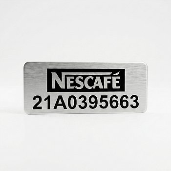 500 placas em Inox com QR Code Gravado