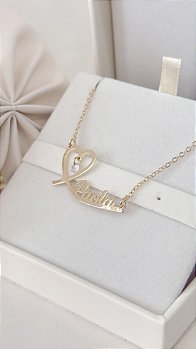 Colar Personalizado com Nome e Coração Com Pequeno Cristal - Banho de Ouro 18k
