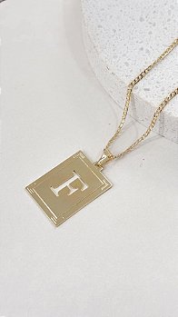 Colar Personalizado com Letra - Banho de Ouro 18k