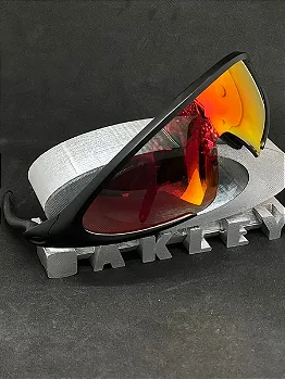 Ellipse Black Ruby