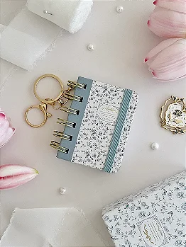 Mini-journal: Blue Rose Toile Composition - Leela Journals
