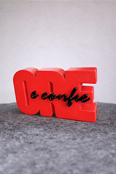 Decoração de Mesa 'Ore e Confie' 3D