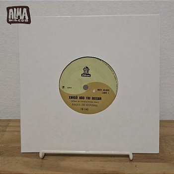 DALVA DE OLIVEIRA - XANGÔ NÃO VAI DEIXAR / CAÇADOR DE ESMERALDAS