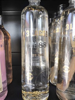 Cachaça prata com ouro salinas