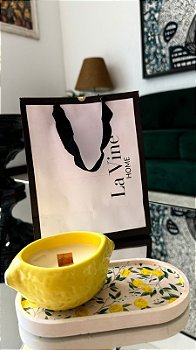 Kit Sole di Limone — Bandeja em Gesso com Decoupage + Bowl Vela Limão Siciliano 140g — La Vine Home