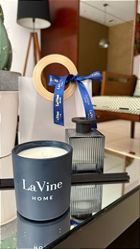 Kit Presente Sensações Refúgio Azul — Difusor 250ml + Vela 200g — Verbena — La Vine Home