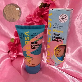 Base Líquida Matte Vegana – Adversa (Linha "A Minha Queridinha")