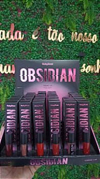 Batom líquido cremoso Ruby Rose Obsidian