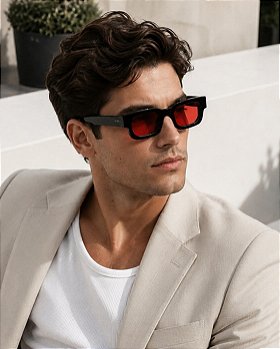 Óculos de sol Intelect preto com vermelho - unissex