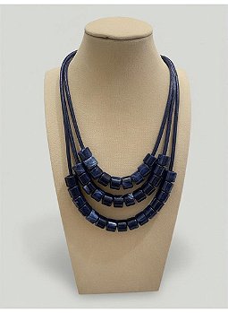 Colar de Resina Azul Escuro