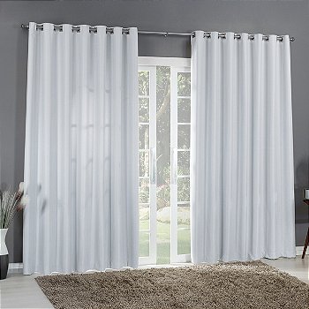 Cortina Arles Blackout 3,00m x 2,50m – Gelo | Elegância, Privacidade e Conforto para o Seu Ambiente
