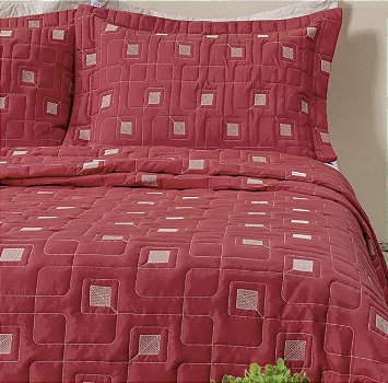 Cobre Leito Union Queen – Hipercal 200 Fios | Elegância, Conforto e Qualidade para o seu Quarto