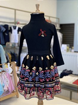 Conjunto c/ Saia Preto ML Roana
