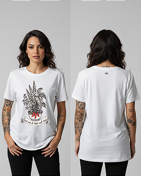 Camiseta Livrai me De Todo Mal Amém