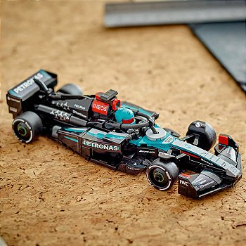 77244 LEGO Speed Champions Carro de Corrida Mercedes-AMG F1