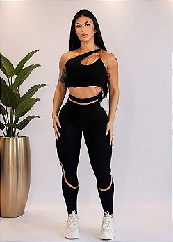 CONJUNTO NOIRE LUXE CAMEL - PRETO TOTAL COM DETALHE CAMEL