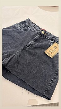 Short Jeans Feminino Preto Estonado