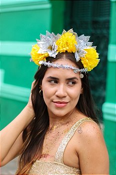 Adereço de Cabeça Encanto – Flores e Moedas