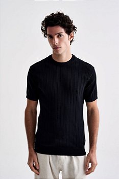 Camiseta Tricot Canelada - Preto